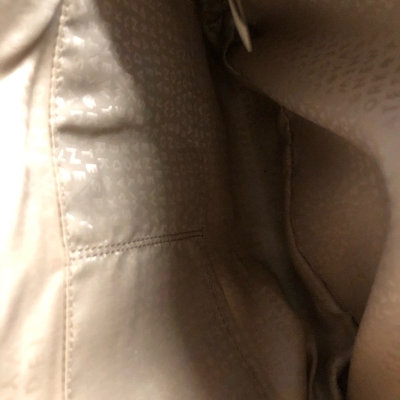 A unique repeat purse💙😎🔥 - Picture 4 of 6